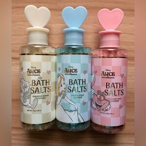 ✨ New ✨ Disney Alice in Wonderland Bath Salts Trio ✨